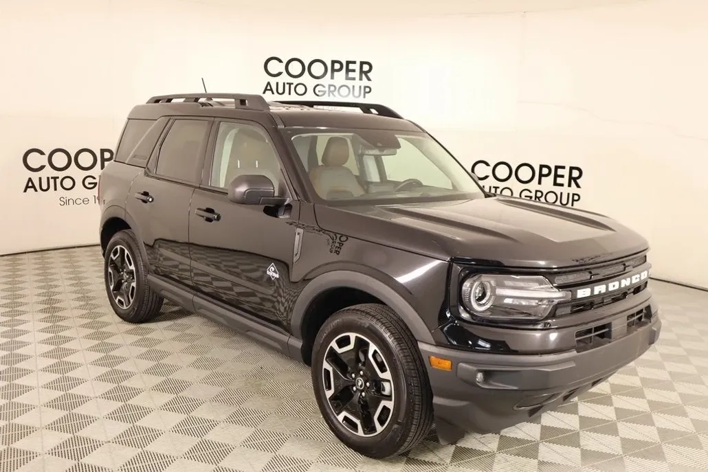 2024 Ford Bronco Sport Outer Banks photo 1