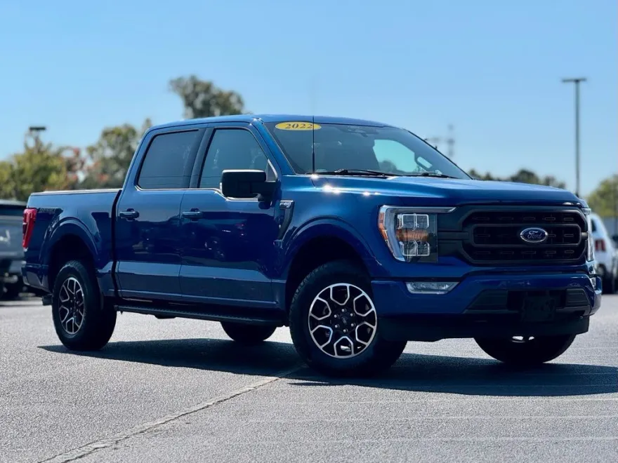 2022 Ford F-150 XLT photo 1