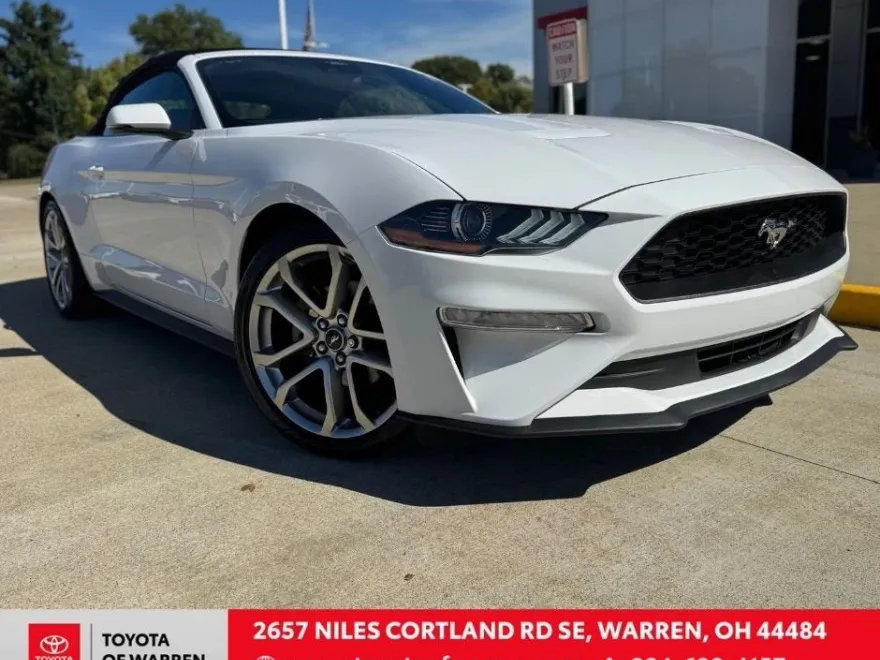 2022 Ford Mustang EcoBoost Premium photo 1