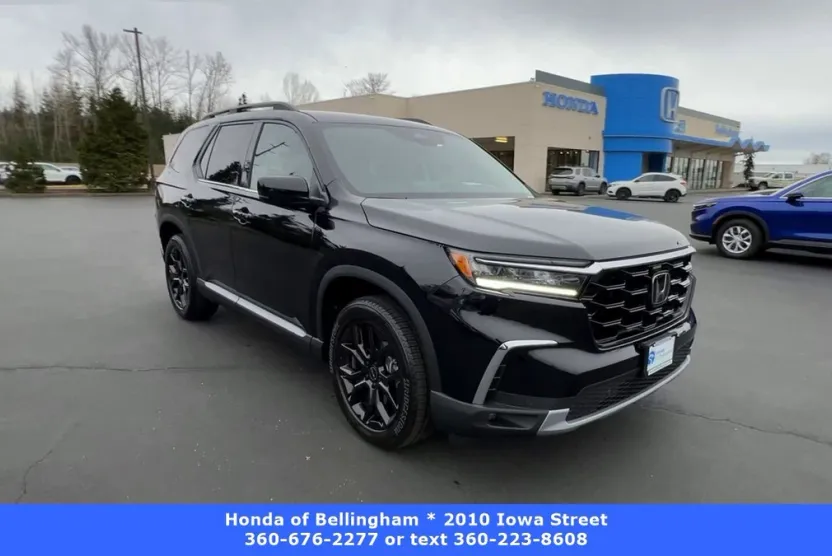 2025 Honda Pilot Touring photo 1