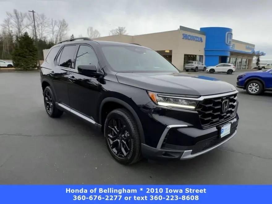 2025 Honda Pilot Touring photo 1