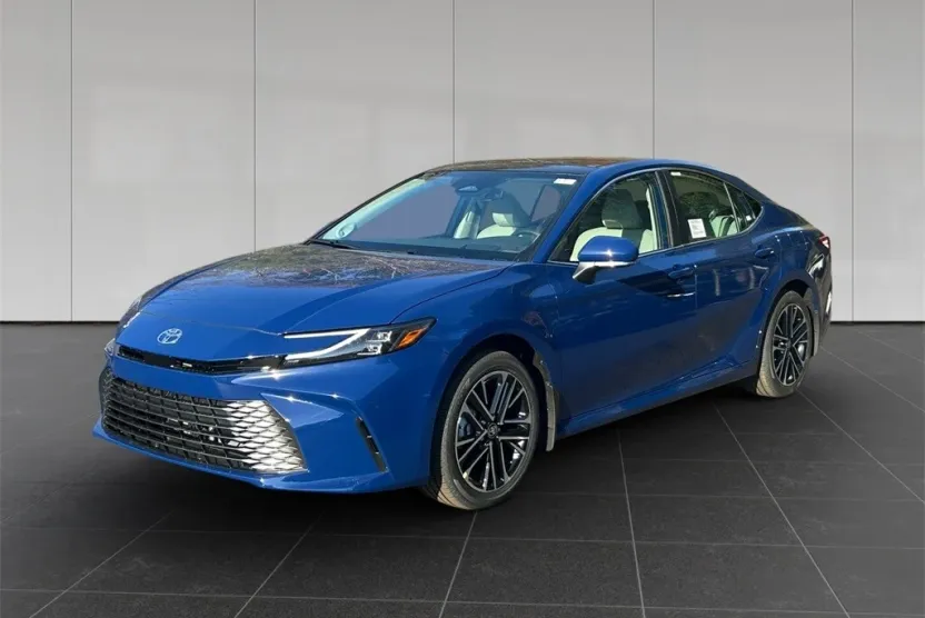 2026 Toyota Camry XLE photo 1