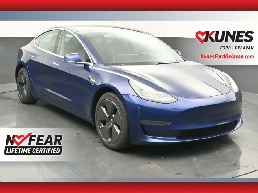 2018 Tesla Model 3 Long Range photo 1