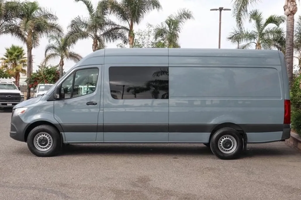 2021 Mercedes Benz Sprinter 2500 170 WB photo 1