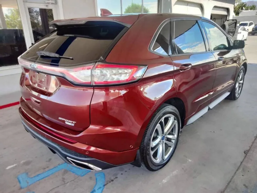 2015 Ford Edge Sport photo 1
