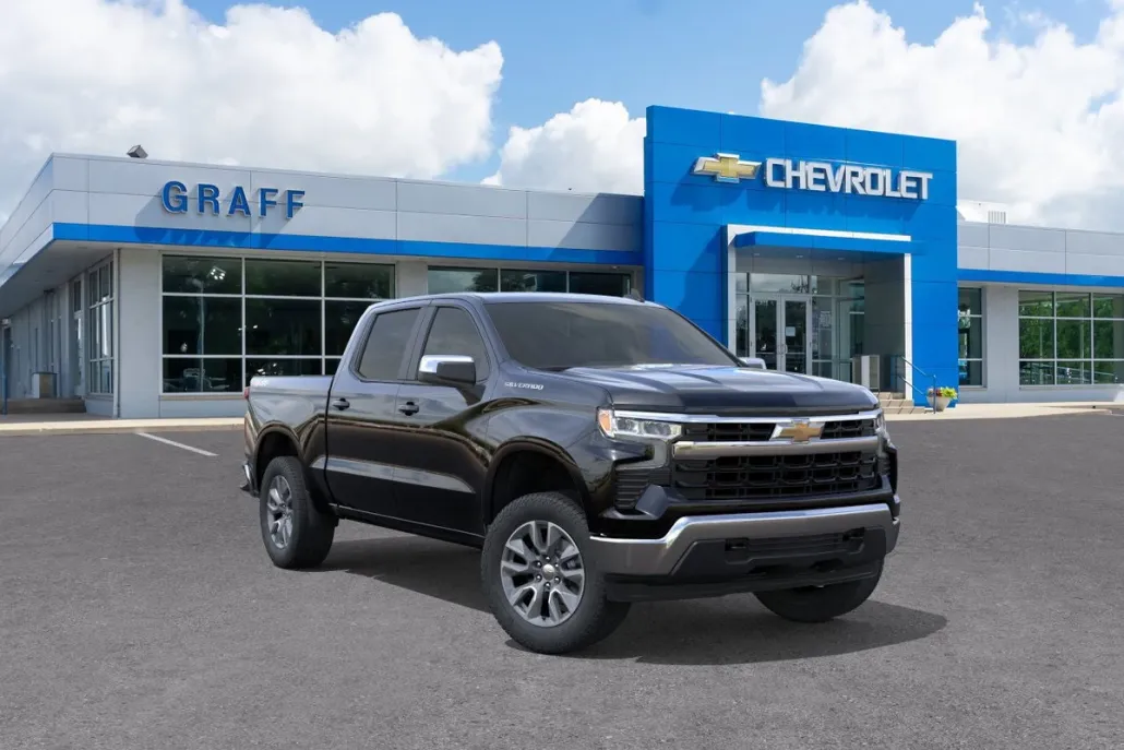 2026 Chevrolet Silverado 1500 LT photo 1