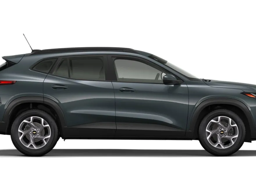 2026 Chevrolet Trax LT photo 1