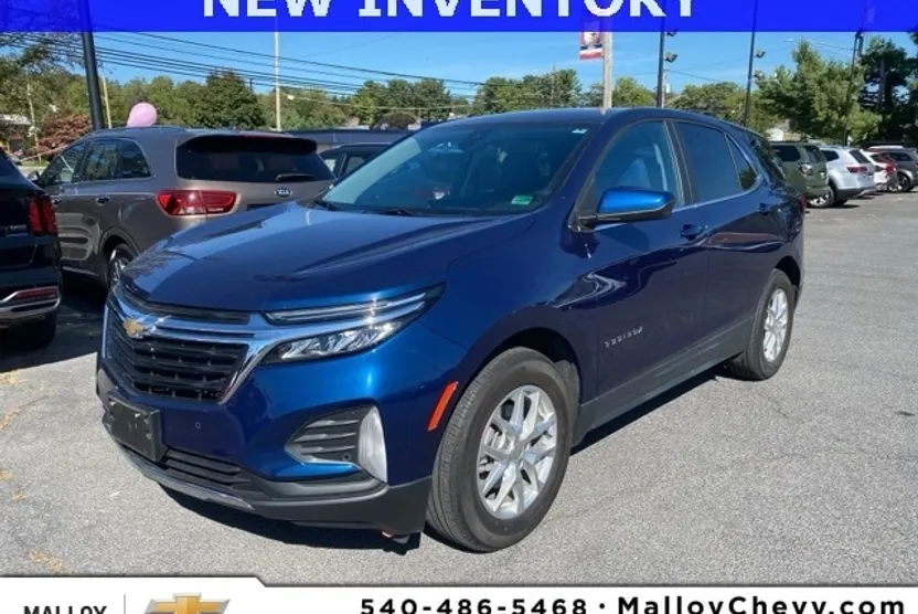 2022 Chevrolet Equinox LT photo 1