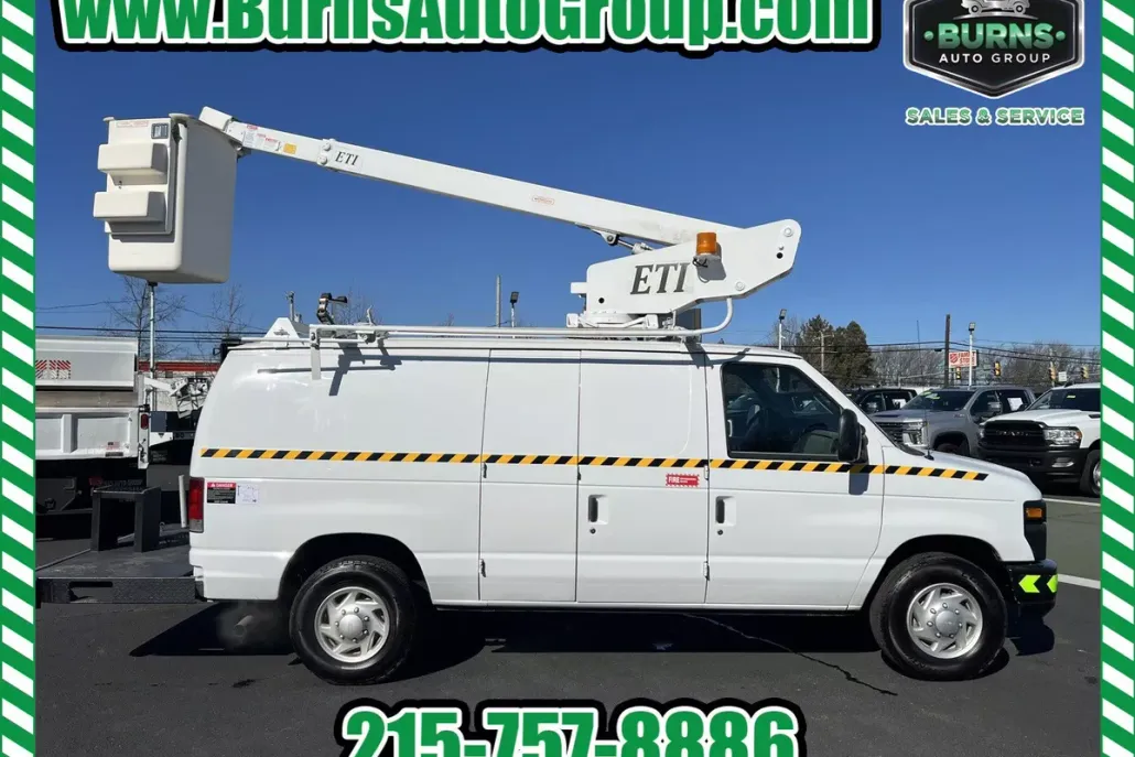 2014 Ford E-350 photo 1