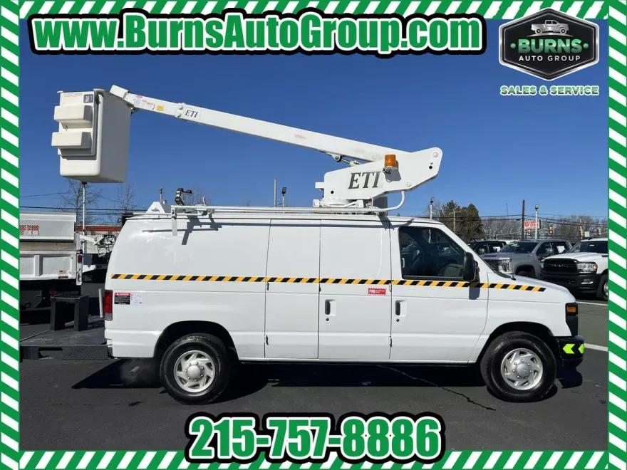 2014 Ford E-350 photo 1