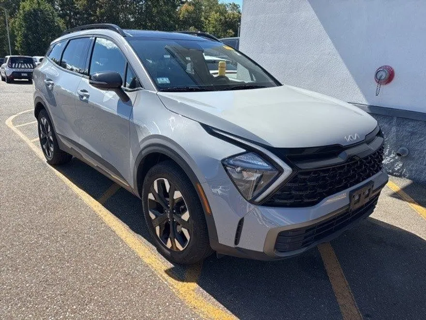 2023 Kia Sportage X-Line photo 1
