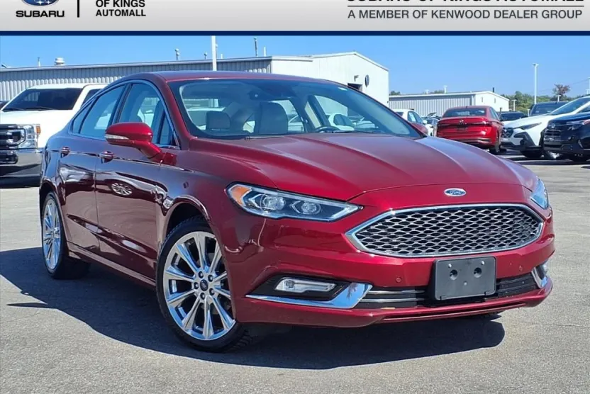 2017 Ford Fusion Platinum photo 1