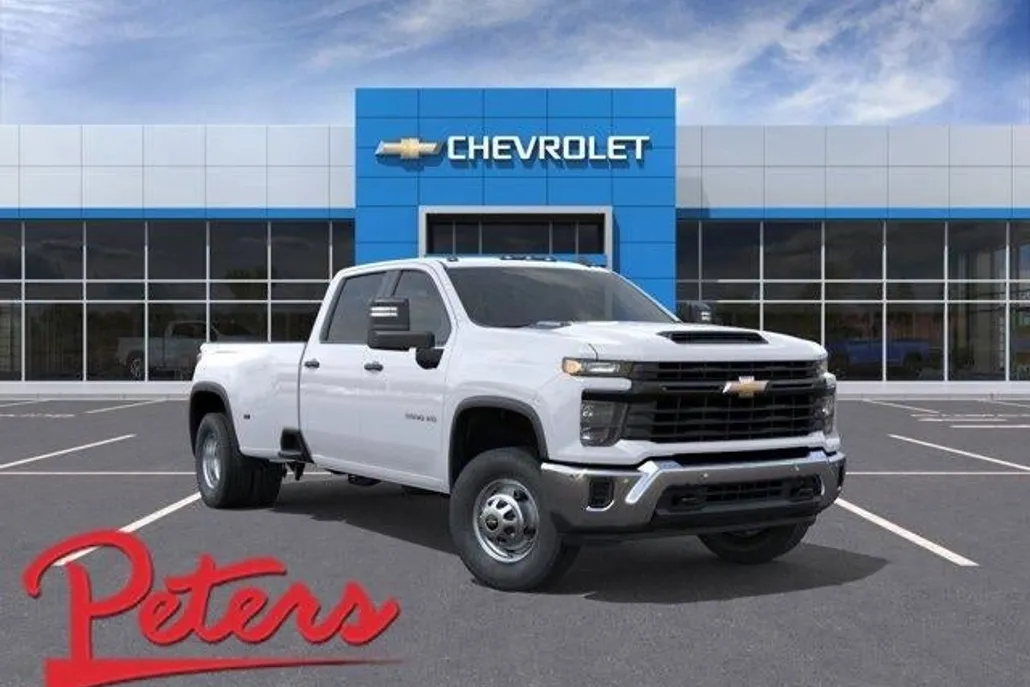 2026 Chevrolet Silverado 3500HD photo 1