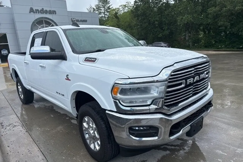 2022 Ram 2500 Laramie photo 1