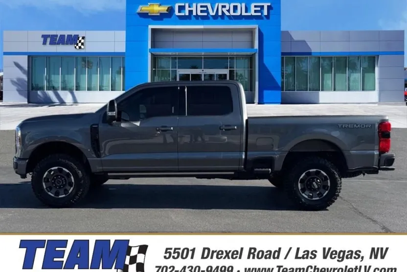 2024 Ford F-250 Lariat photo 1