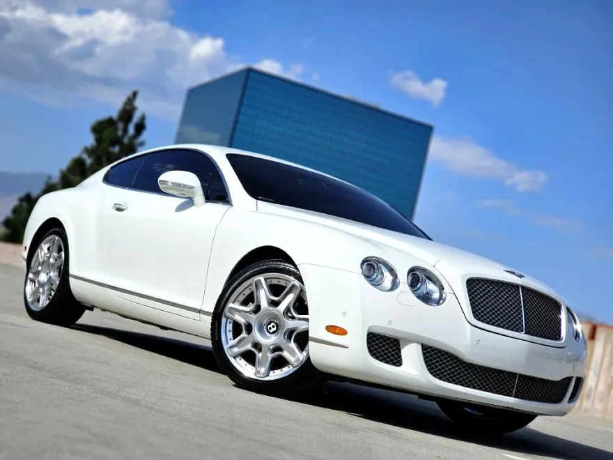 2010 Bentley Continental GT photo 1