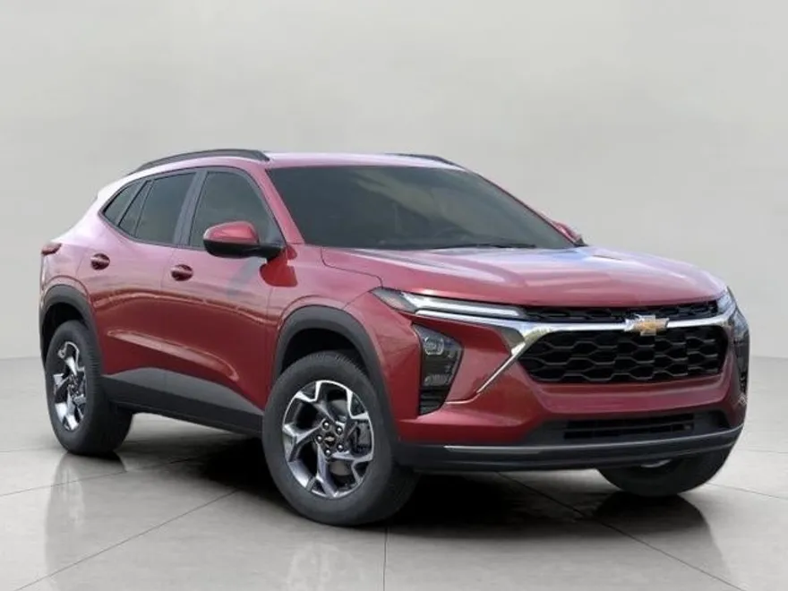 2025 Chevrolet Trax LT photo 1