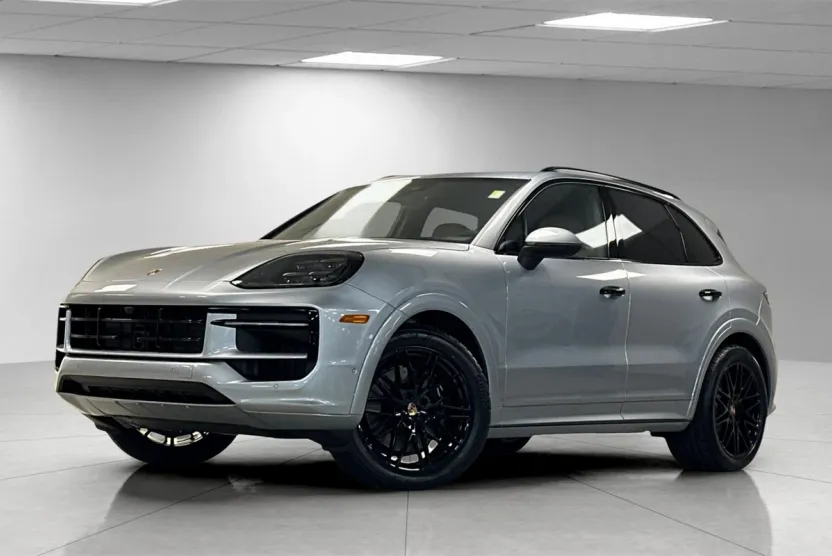 2025 Porsche Cayenne photo 1