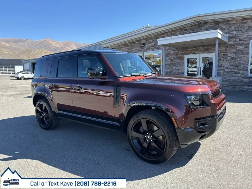 2025 Land Rover Defender 110 Sedona Red photo 1
