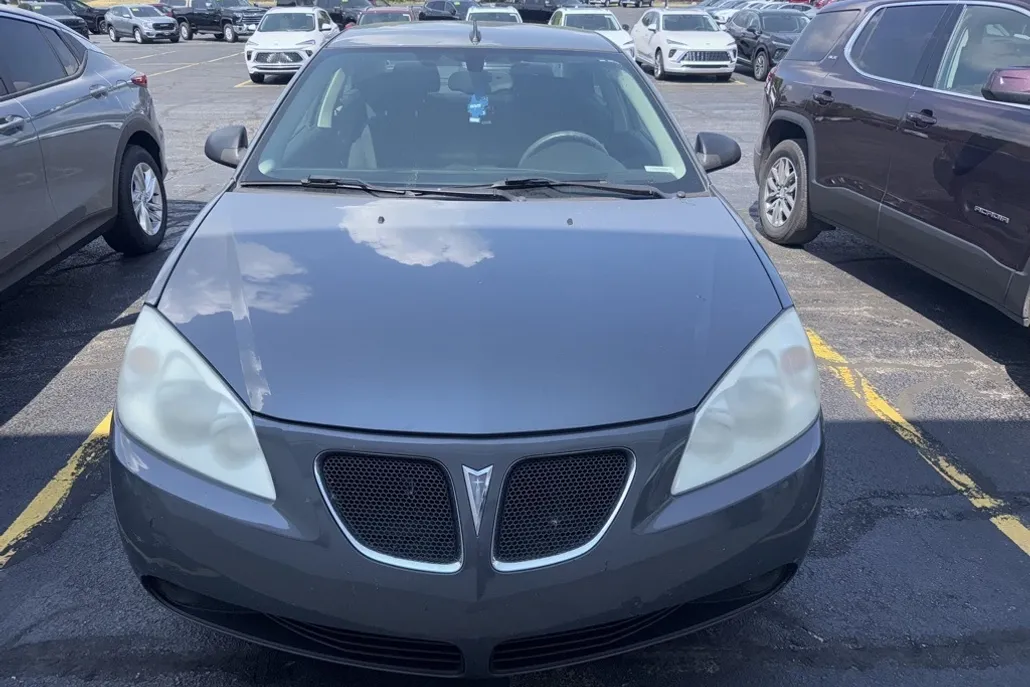 2009 Pontiac G6 Base photo 1