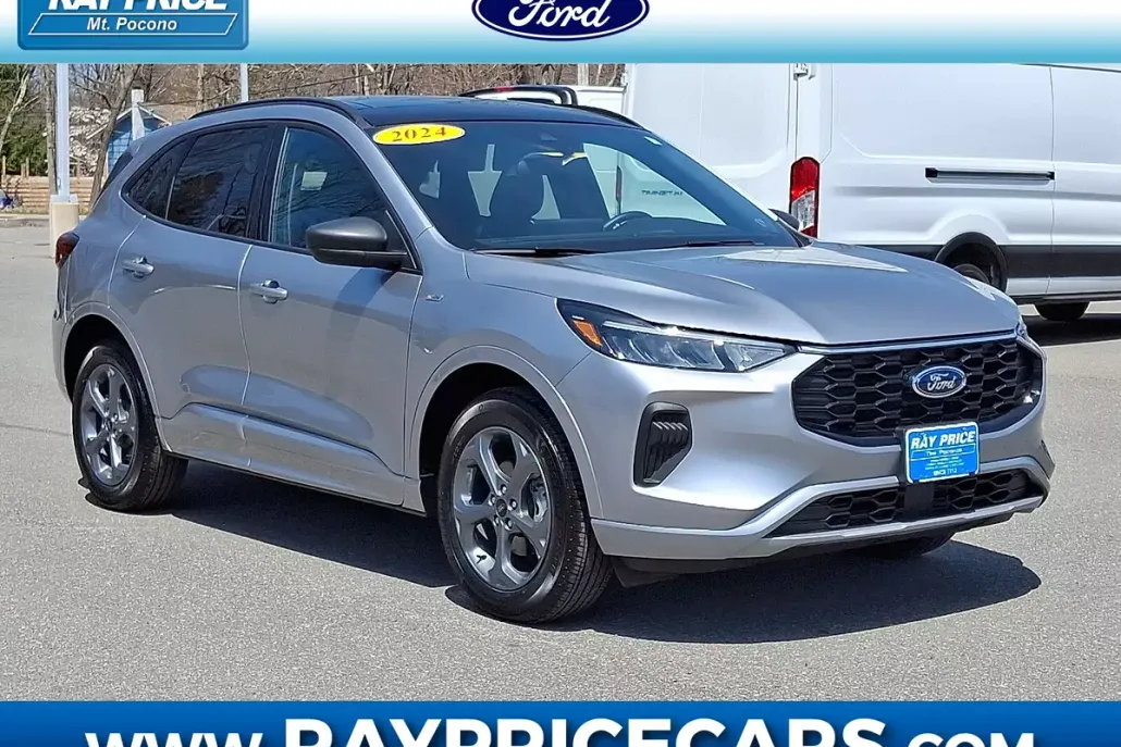 2024 Ford Escape ST-Line photo 1