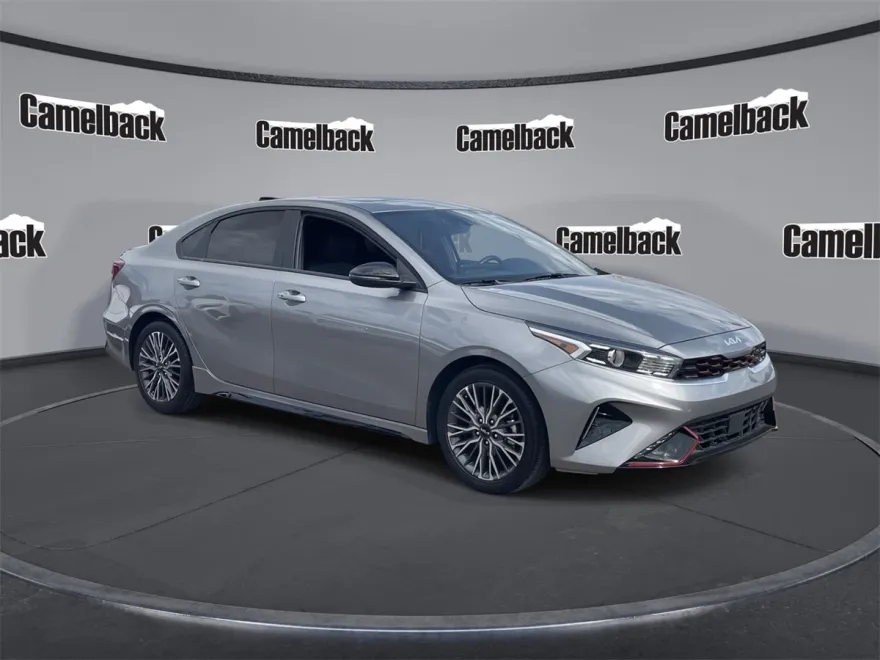2024 Kia Forte GT-Line photo 1