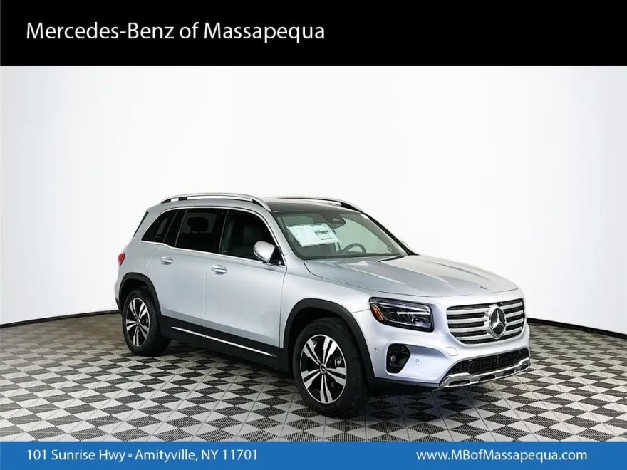 2026 Mercedes Benz GLB 250 4MATIC photo 1