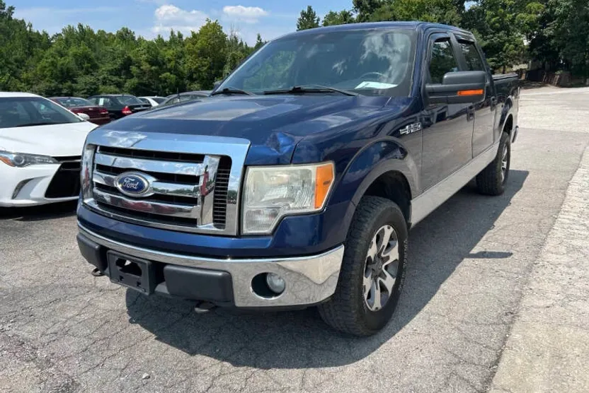 2011 Ford F-150 XLT photo 1