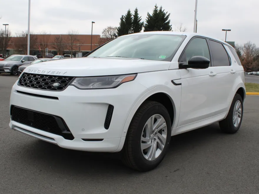 2025 Land Rover Discovery Sport S photo 1