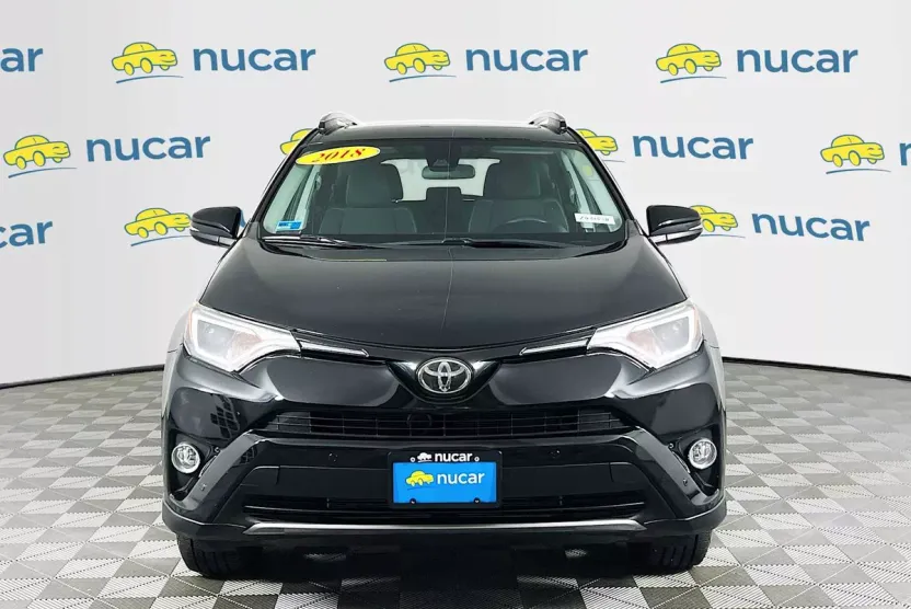2018 Toyota RAV4 XLE photo 1