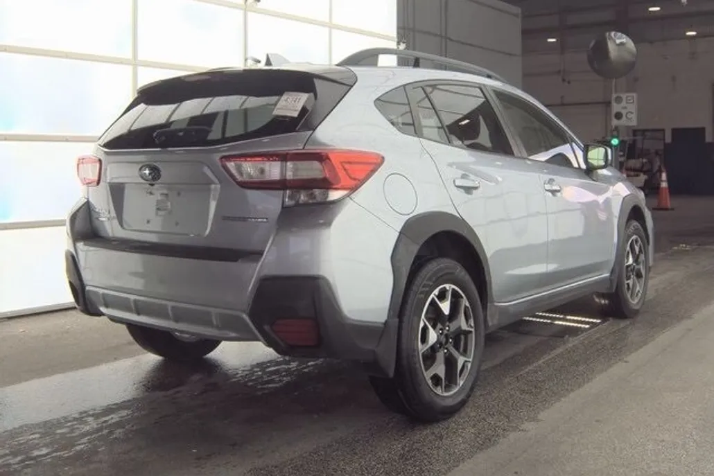 2019 Subaru Crosstrek 2.0i Premium photo 1
