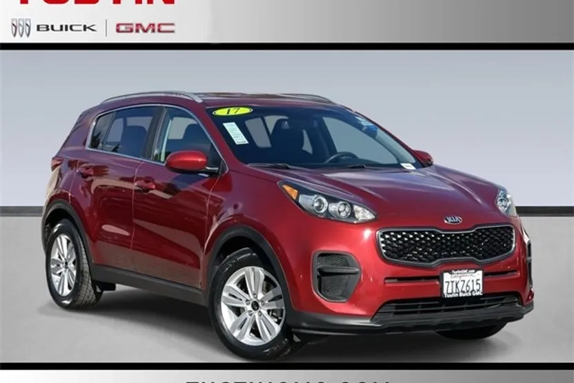 2017 Kia Sportage LX photo 1