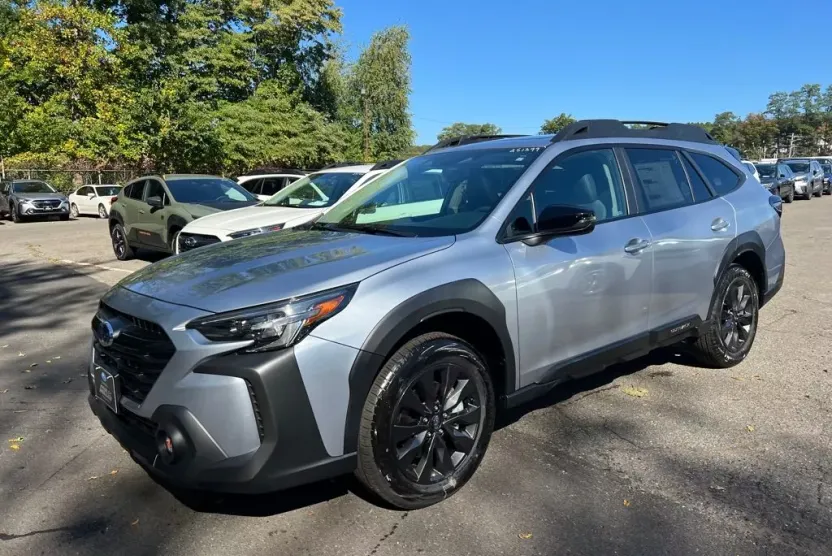 2025 Subaru Outback Onyx Edition photo 1