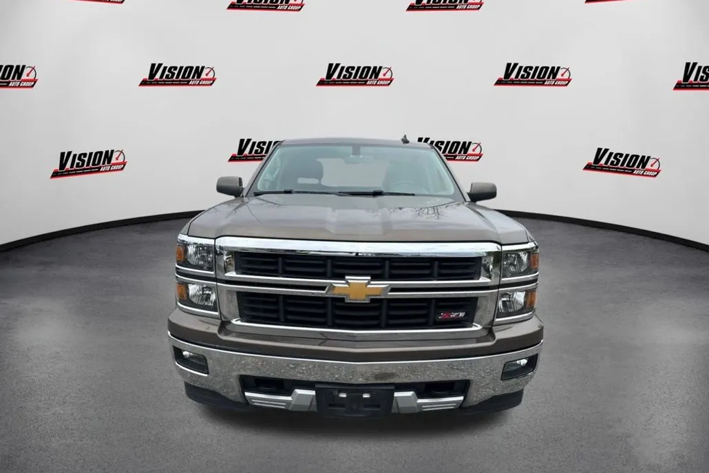 2015 Chevrolet Silverado 1500 LT photo 1