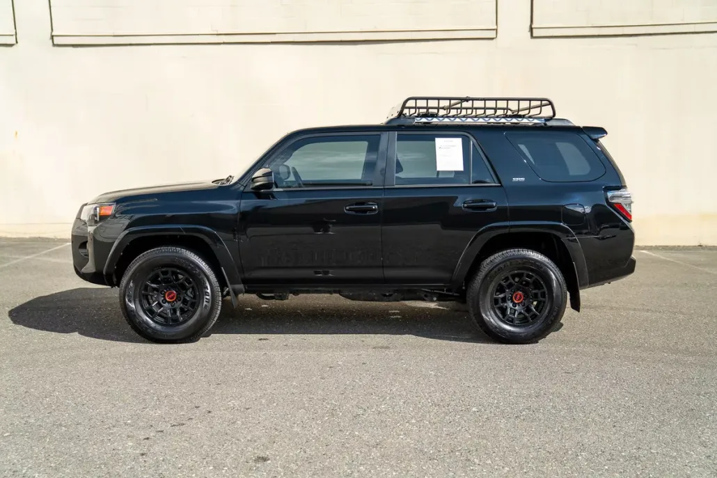 2024 Toyota 4Runner SR5 photo 1