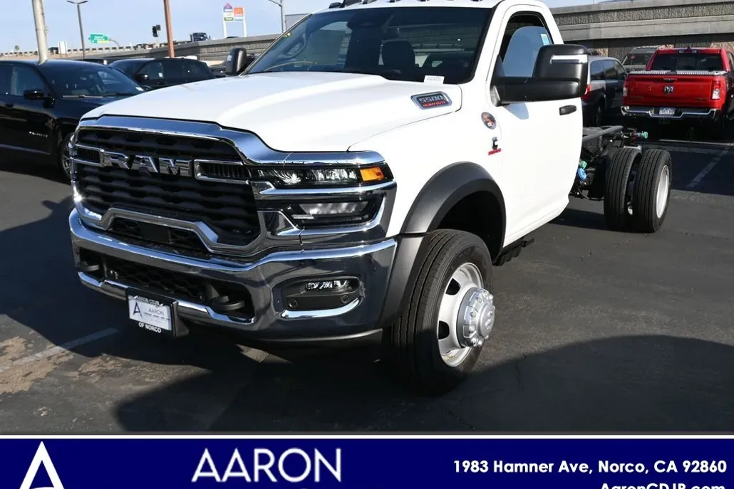 2025 Ram 5500 Tradesman photo 1