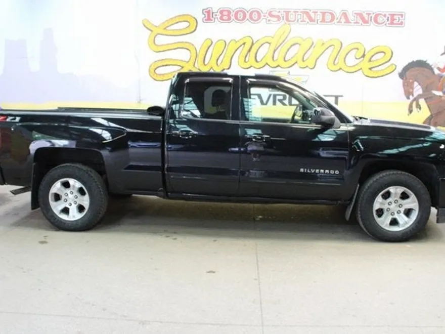 2018 Chevrolet Silverado 1500 LT1 photo 1