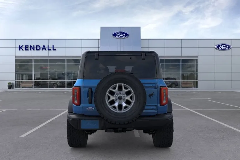 2025 Ford Bronco Badlands photo 1