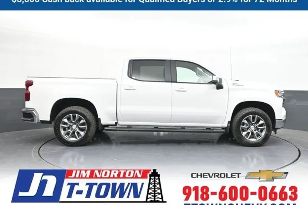 2026 Chevrolet Silverado 1500 LT photo 1