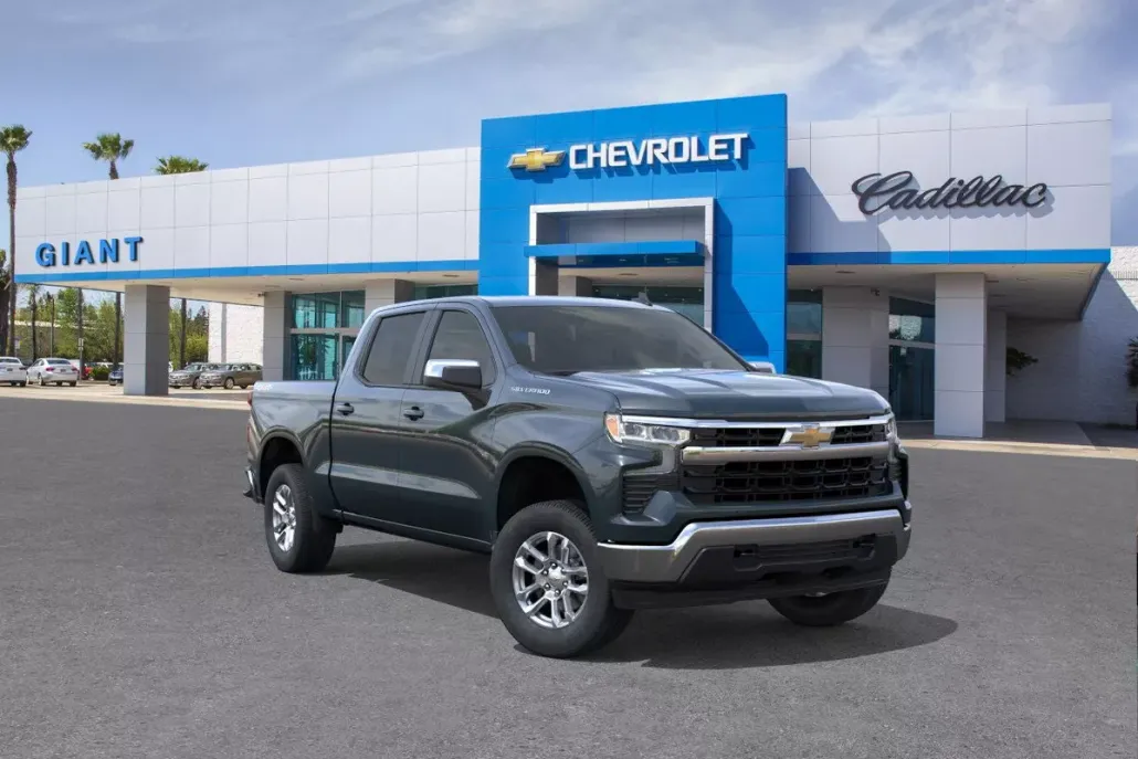 2026 Chevrolet Silverado 1500 LT photo 1