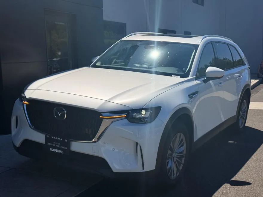 2025 Mazda CX-90 Preferred photo 1