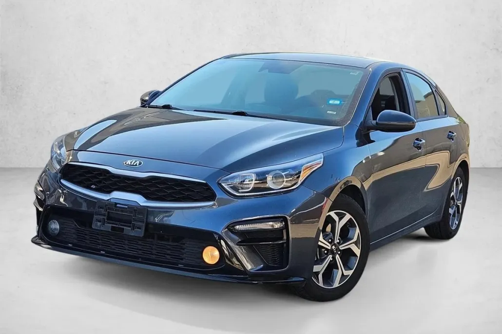 2020 Kia Forte LXS photo 1