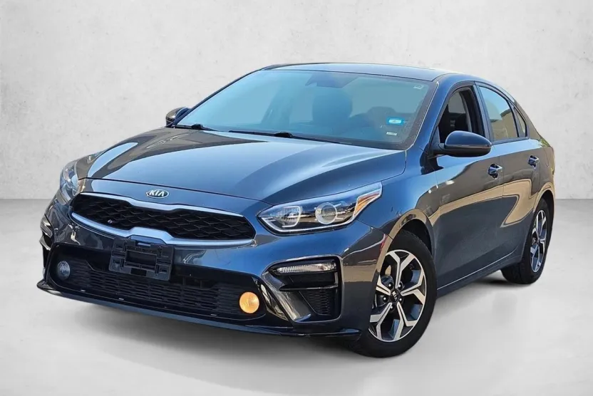 2020 Kia Forte LXS photo 1