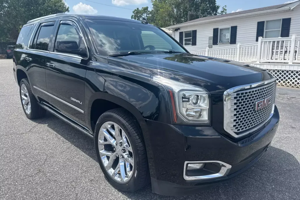 2016 Gmc Yukon Denali photo 1