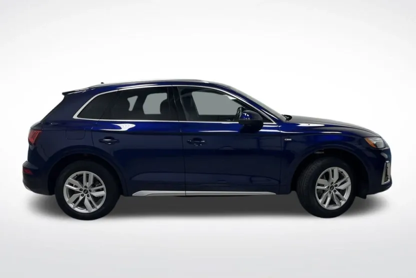 2022 Audi Q5 45 S line Premium photo 1