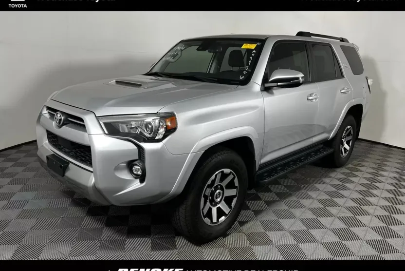 2021 Toyota 4Runner TRD Off-Road Premium photo 1