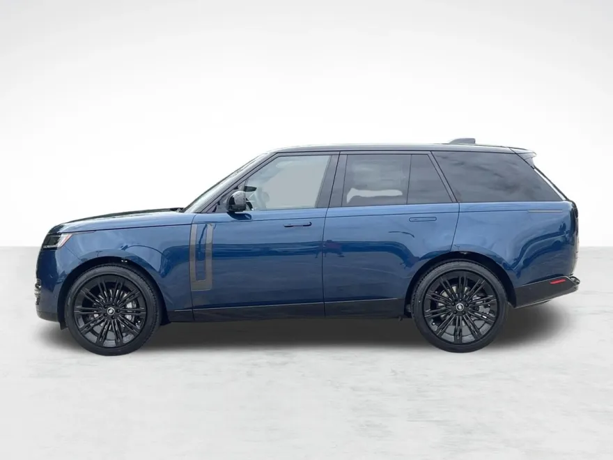 2025 Land Rover Range Rover SE photo 1