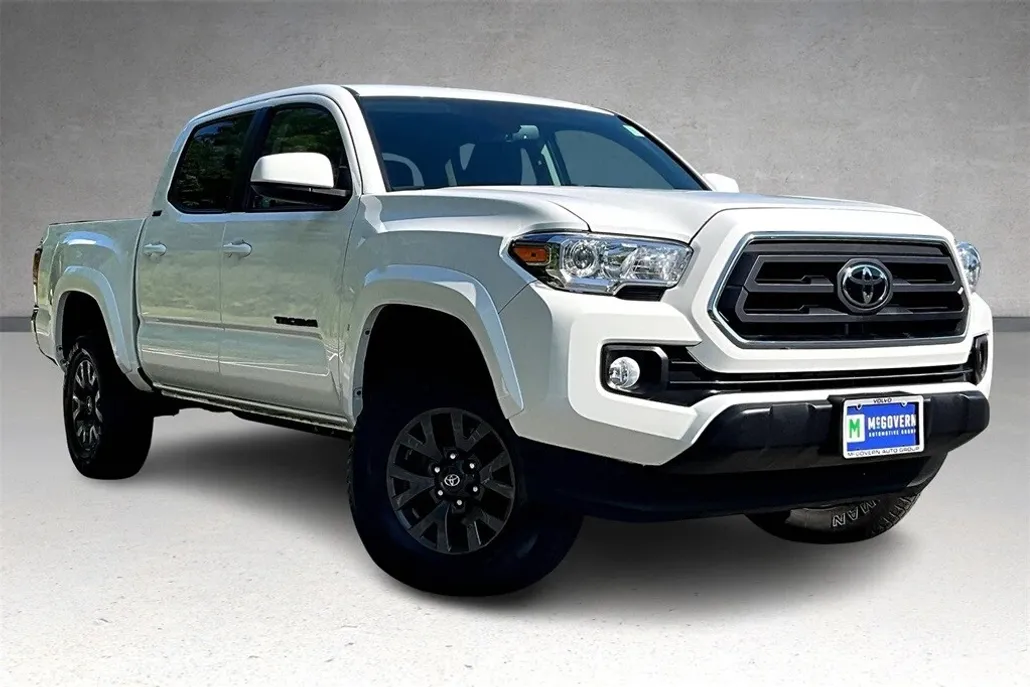 2023 Toyota Tacoma SR5 photo 1