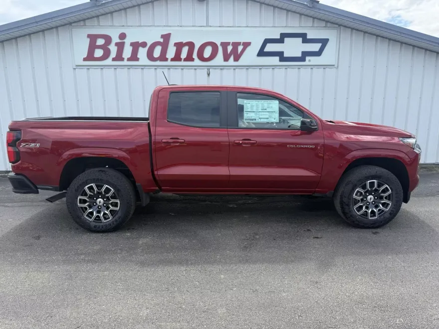 2026 Chevrolet Colorado Z71 photo 1
