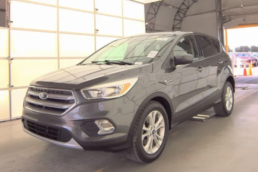 2017 Ford Escape SE photo 1